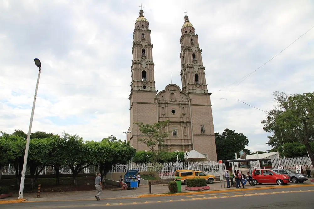 Catedral del Señor de Tabasco, Villahermosa — exterior