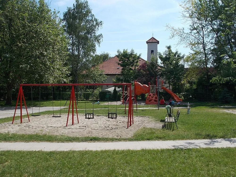 Rákospalota-Kertváros - Árpád-házi Szent Margit plébániatemplom, Budapest — exterior