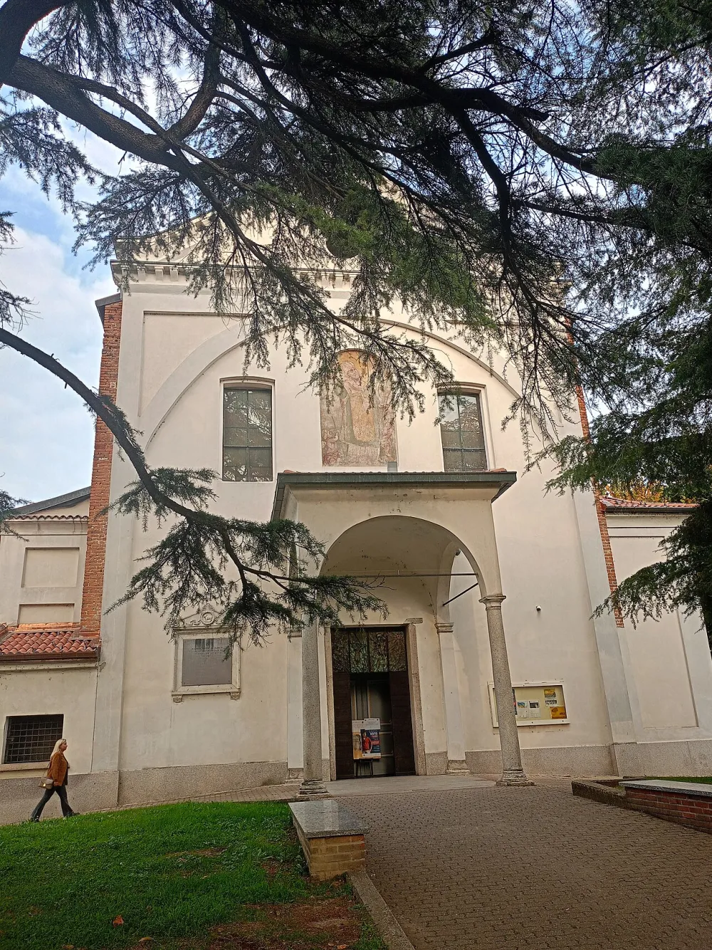 Chiesa di Sant'Ambrogio (Rozzano), Rozzano — exterior