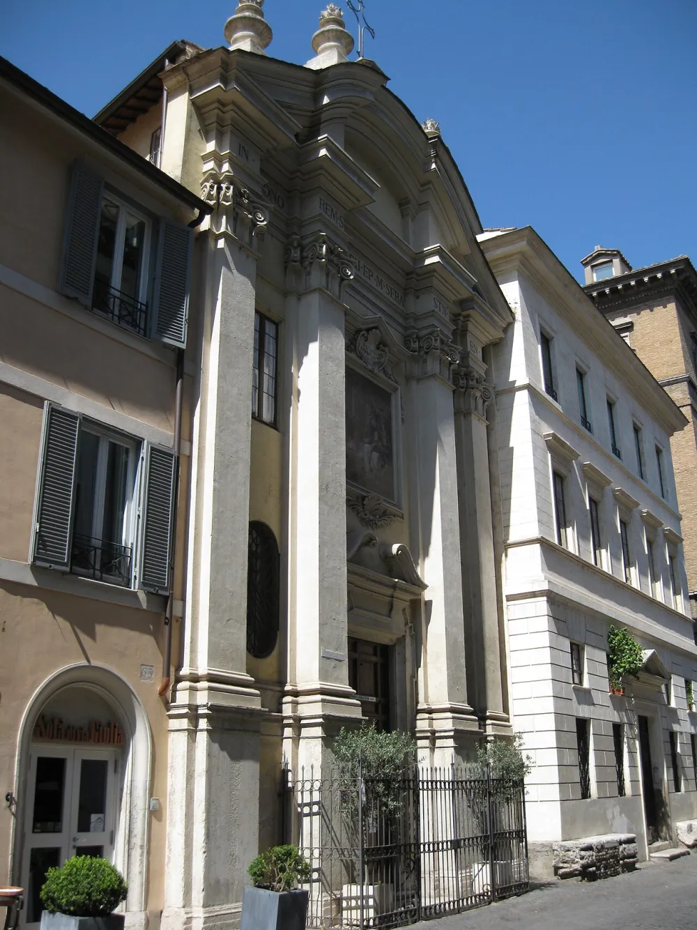 Chiesa di San Biagio della Pagnotta, Roma — exterior