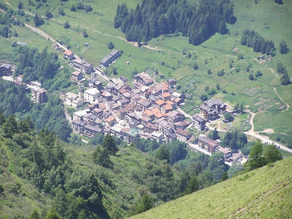 Chiesa dei Santi Fabiano e Sebastiano (Precasaglio, Ponte di Legno), Ponte di Legno — exterior