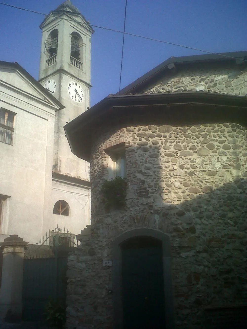 Chiesa di Cristo Re (Clusane, Iseo), Iseo — exterior