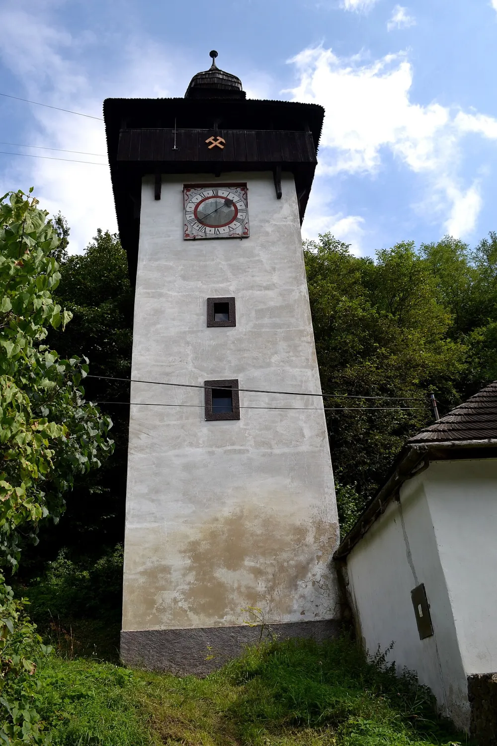 Kostol sv. Mikuláša (Banská Hodruša), Hodruša - Hámre — exterior