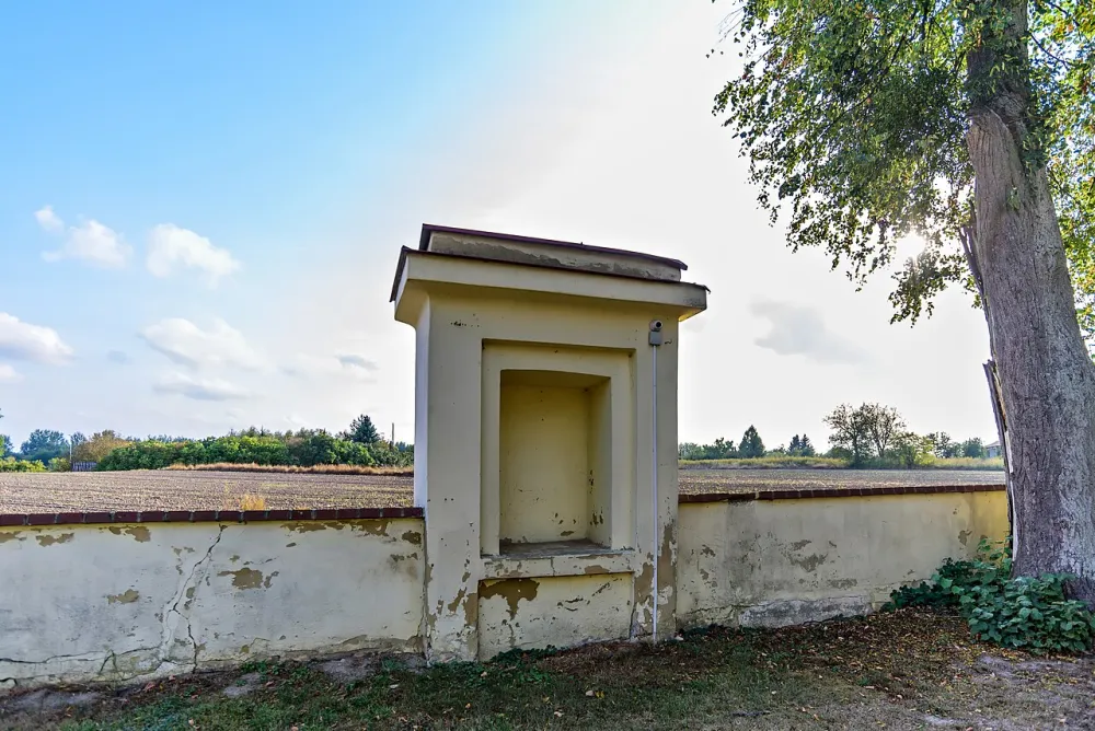 Św. Jana Chrzciciela, Łańcuchów, Łańcuchów — exterior