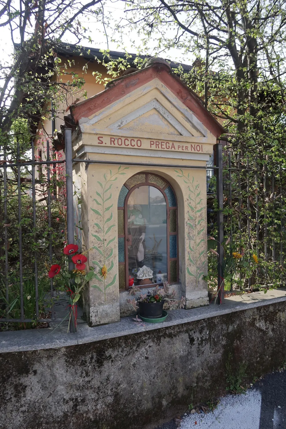 Chiesa di Sant'Eusebio Vescovo e Martire (Sesona, Vergiate), Vergiate — exterior