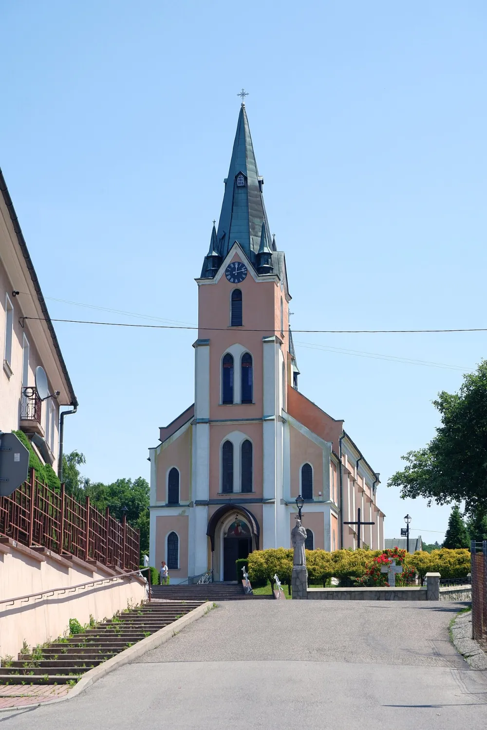 Św. Michała Archanioła, Wilkowice, Wilkowice — exterior