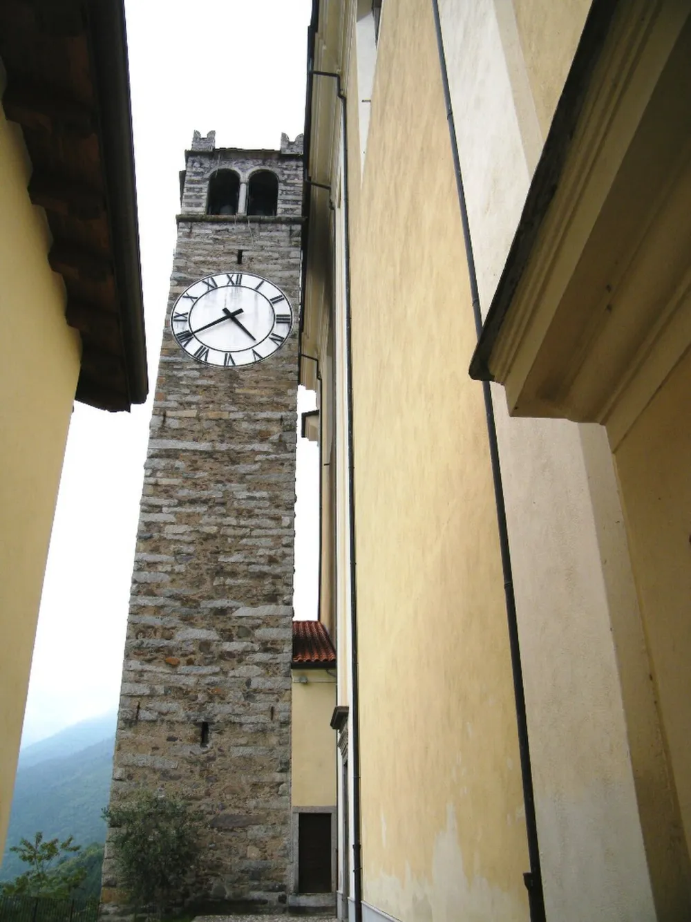 Chiesa dei Santi Faustino e Giovita Martiri (Malonno), Malonno — exterior