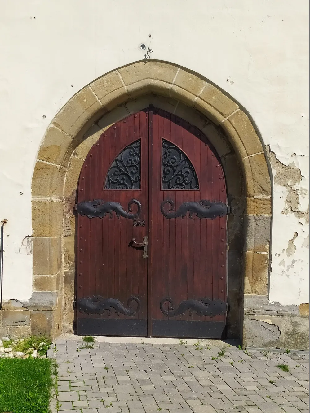 Farský kostol sv. Antona, Spišská Belá — exterior