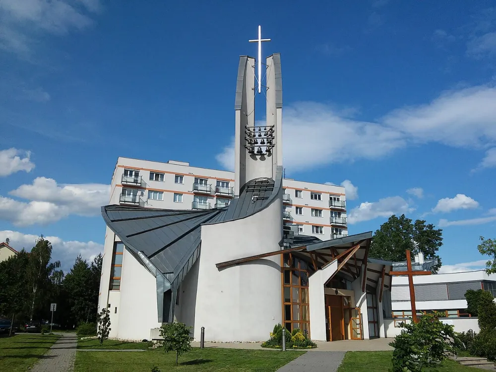 Katedrála sv. Šebastiána (Krasňany), Bratislava — exterior