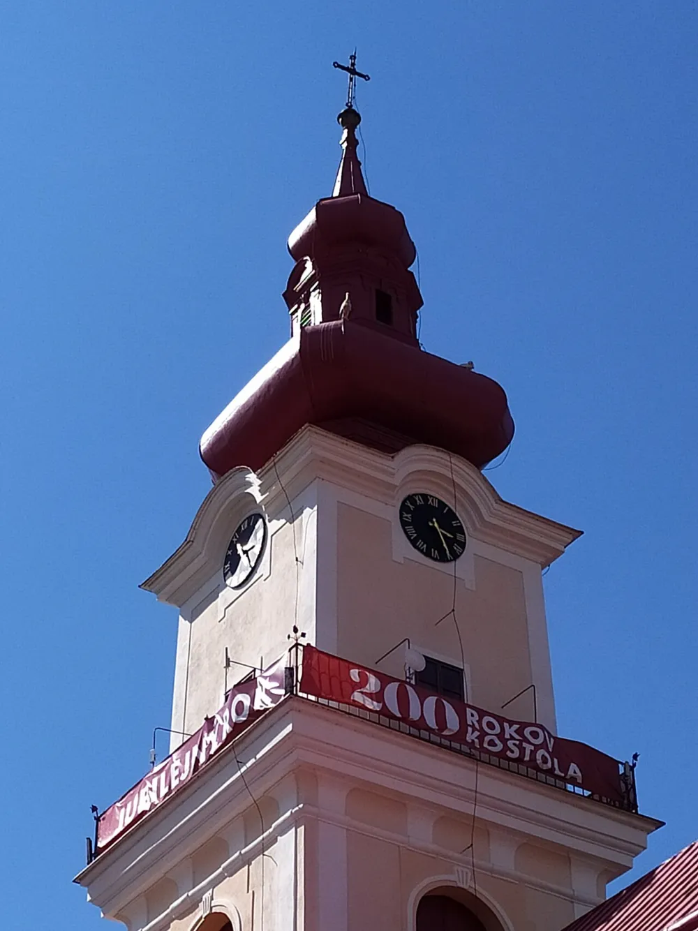 Farský kostol sv. Bartolomeja, Hniezdne — exterior