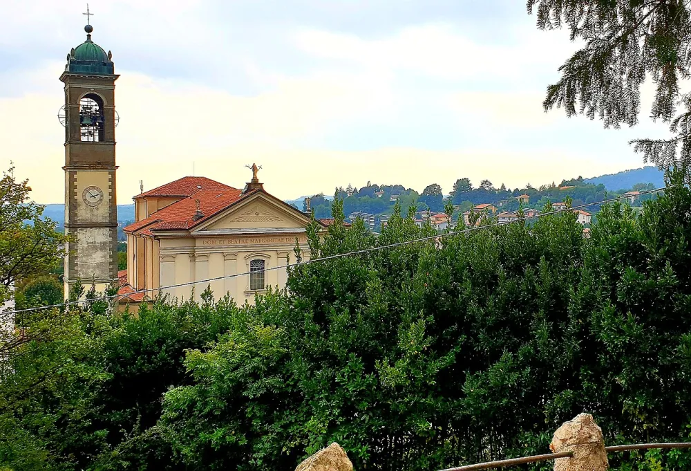 Chiesa di Santa Margherita (Albese con Cassano), Albese con Cassano — exterior
