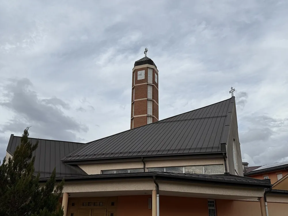 Sv. Nikole biskupa, Zagreb — exterior