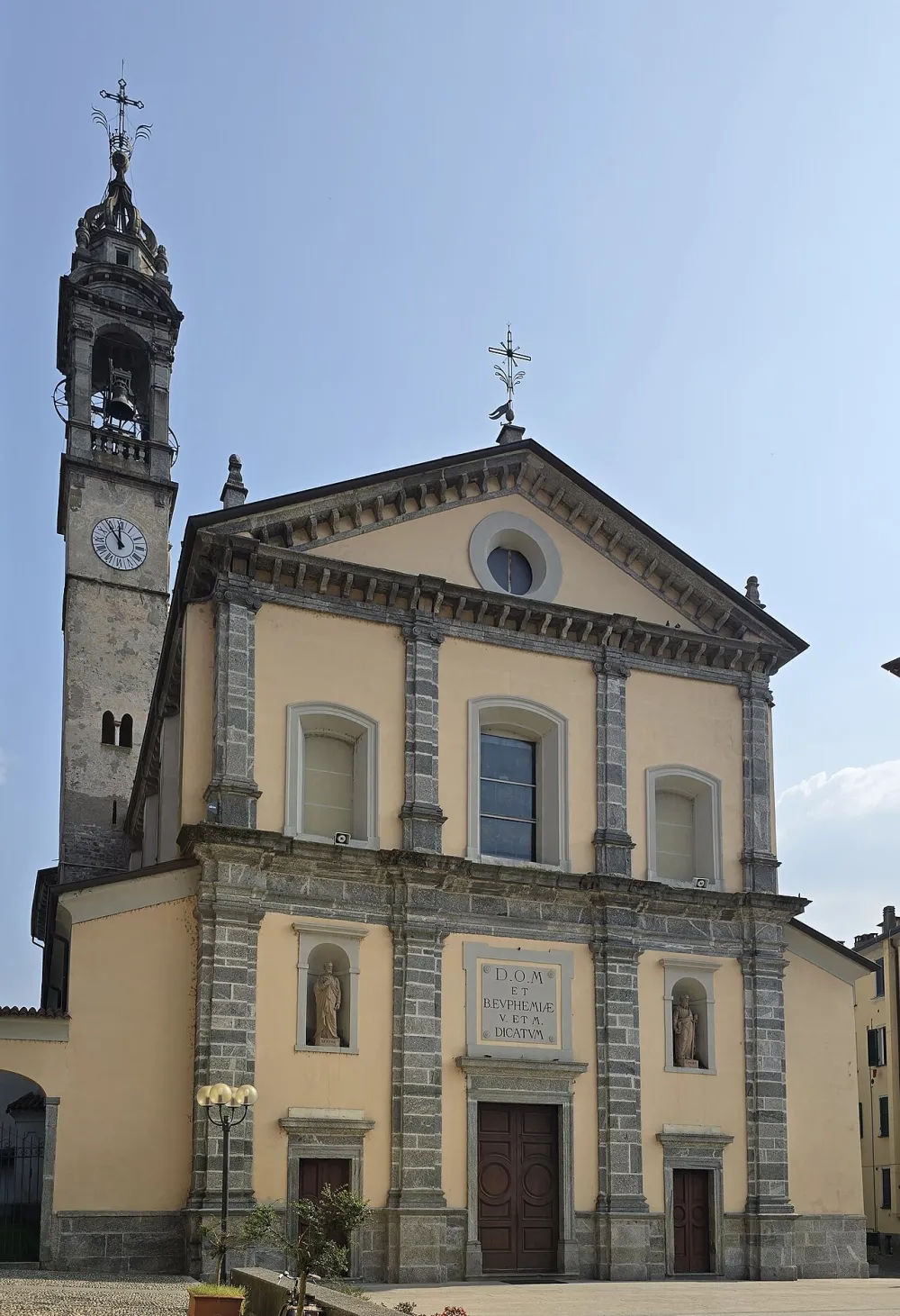 Chiesa di Sant'Eufemia (Oggiono), Oggiono — exterior
