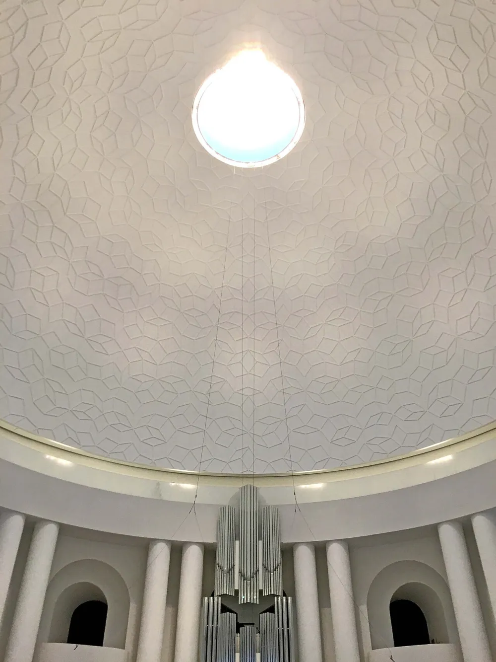Cathedral of St Hedwig (Berlin), Hinter der Katholischen Kirche 3 (Bebelplatz) — exterior