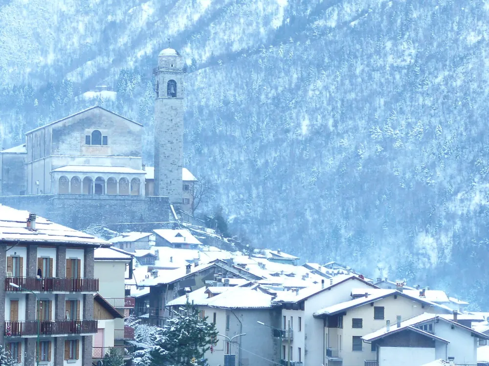 Chiesa di San Giorgio Martire (Bagolino), Bagolino — exterior