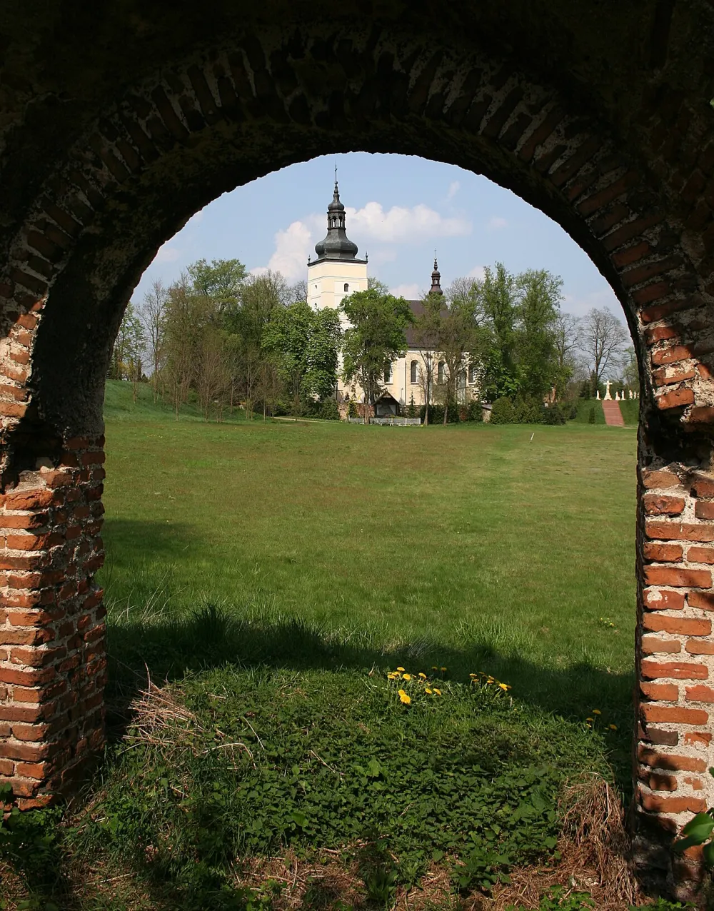 Św. Stanisława Biskupa i Męczennika, Danków, Danków — exterior