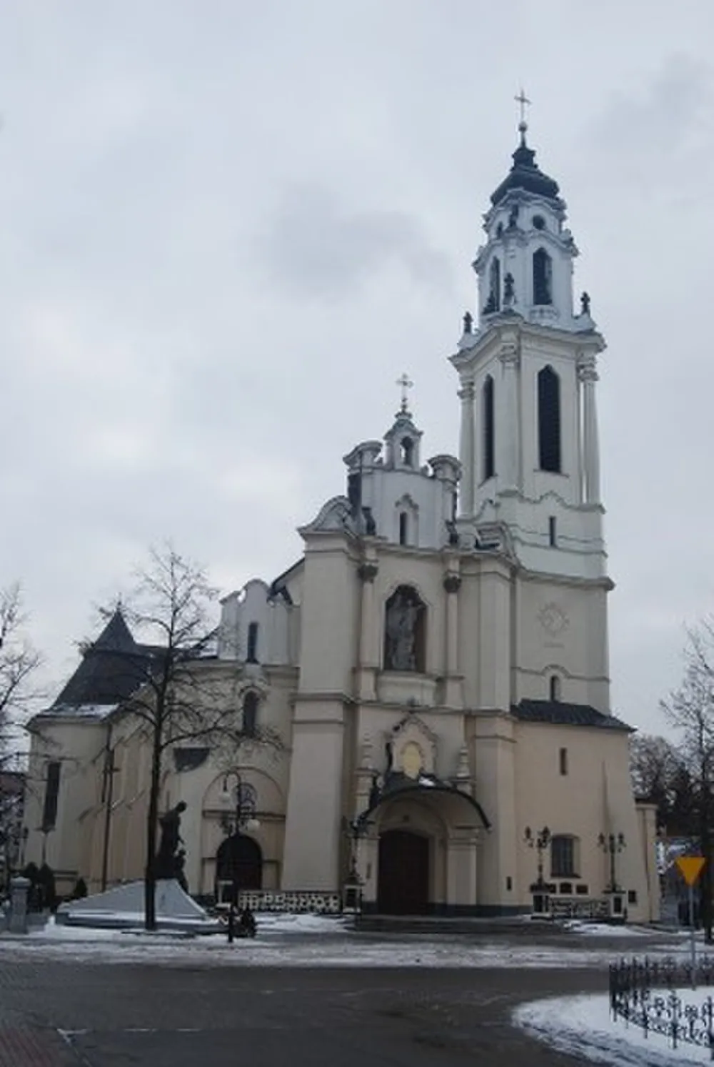 Matki Boskiej Zwycięskiej w Rembertowie, Warszawa, Warszawa — exterior