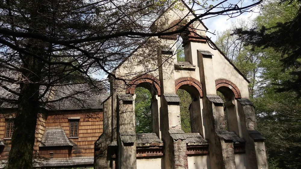 św. Katarzyny i bł. J. S. Pelczara bpa, Bachórzec, Bachórzec — exterior