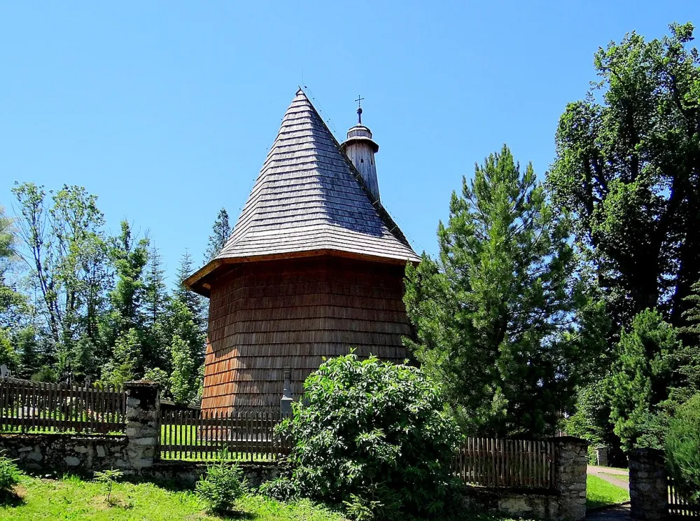 Św. Elżbiety Węgierskiej, Trybsz, Trybsz — exterior