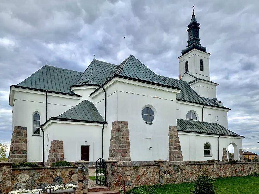 Św. Stanisława Biskupa i Męczennika, Topczewo, Topczewo — exterior