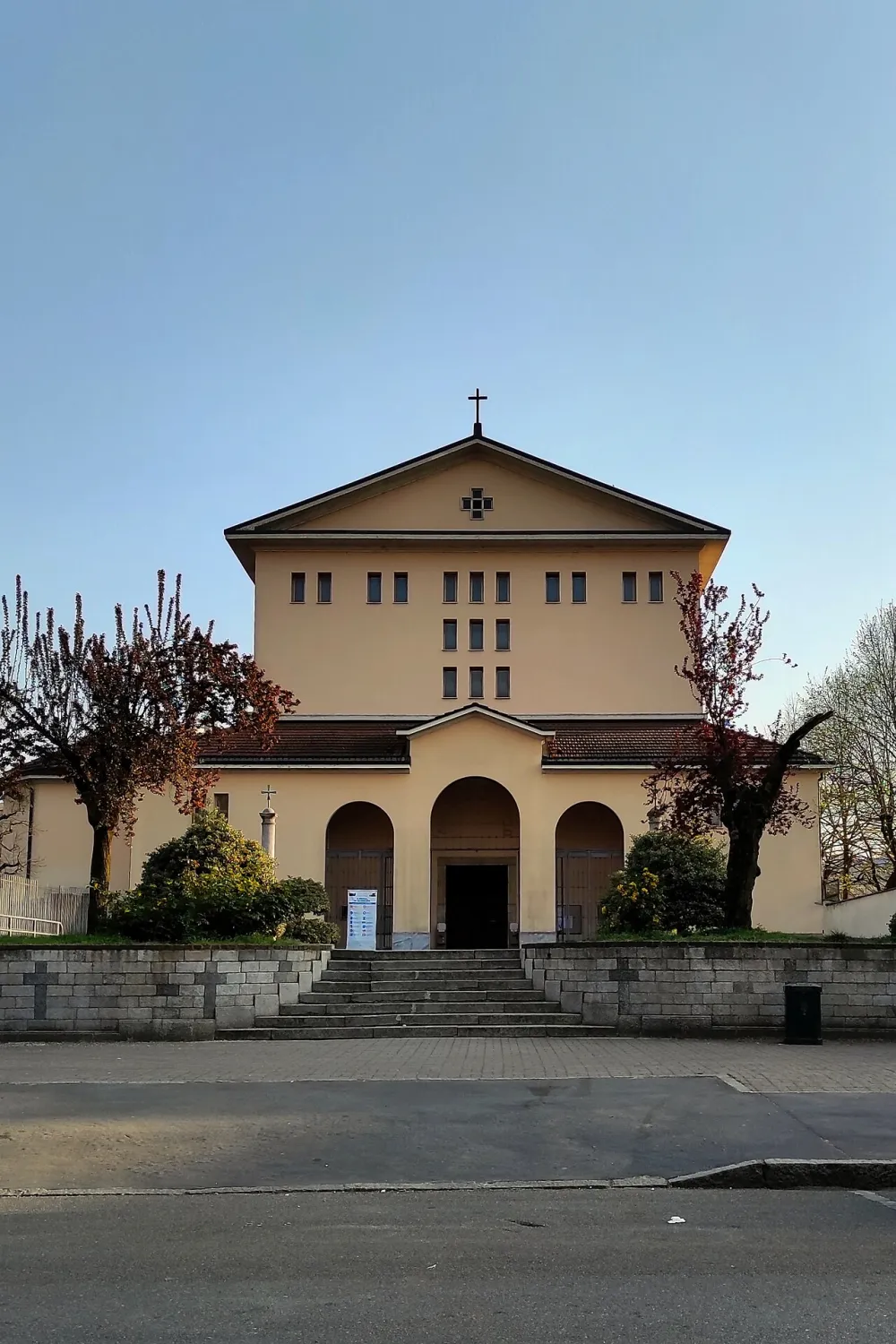 Chiesa di San Barnaba Apostolo (Milano), Milano — exterior