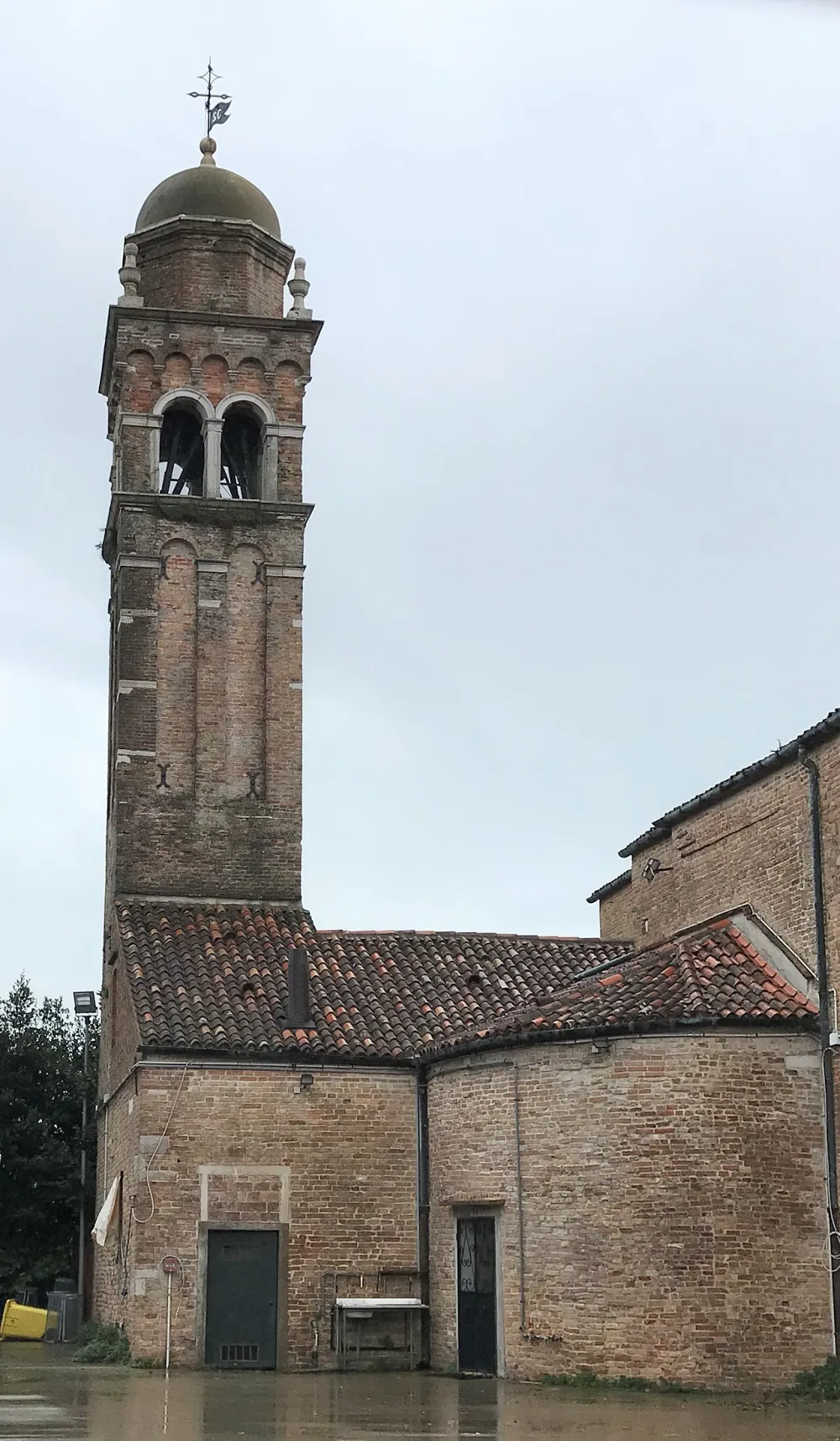 Chiesa dei Santi Pietro Apostolo e Caterina Vergine Martire (Mazzorbo, Venezia), Venezia — exterior