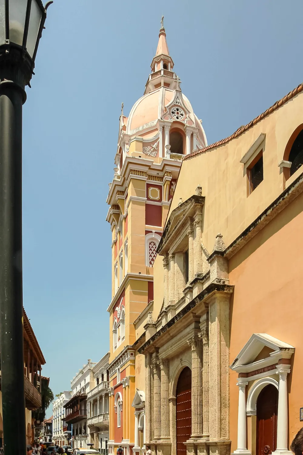 Basilica Cathedral of Santa Catalina de Alejandría (Cartagena de Indias), Colombia — exterior