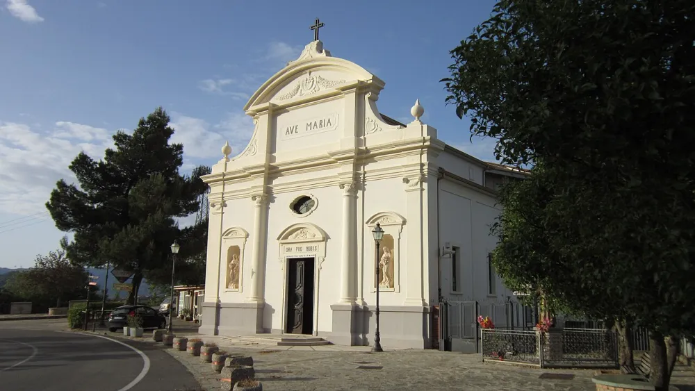 Santuario della Madonna delle Grazie o di Termine (Pentone), Pentone — exterior
