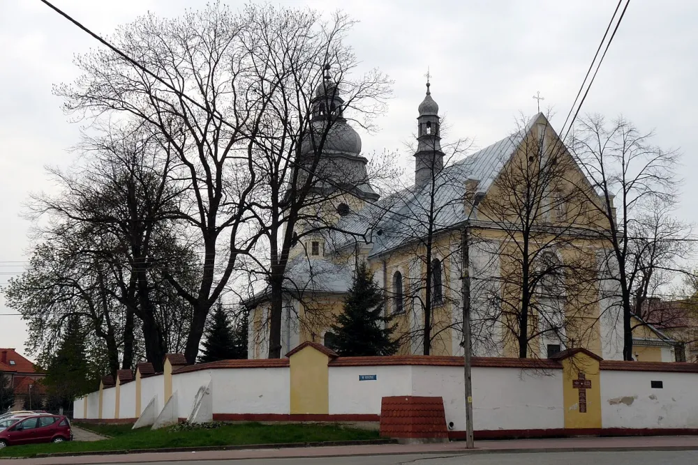 Św. Mateusza Apostoła i Ewangelisty, Mielec, Mielec — exterior