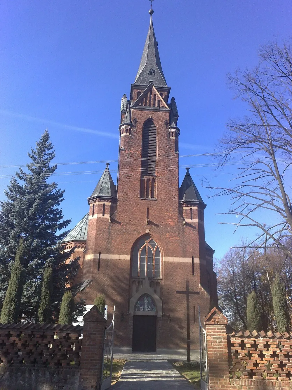 Św. Mikołaja Biskupa, Lubzina, Lubzina — exterior