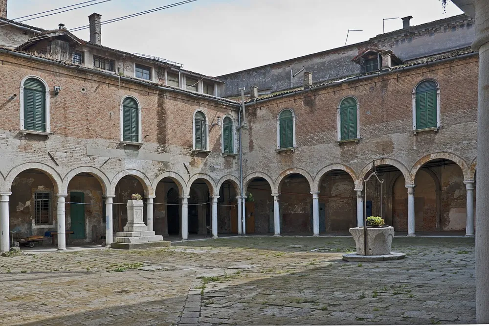 Chiesa di San Pietro Apostolo (sestiere di Castello, Venezia), Venezia — exterior