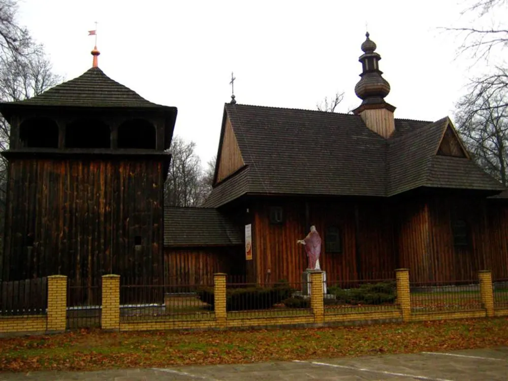 Św. Wojciecha, Dobroń, Dobroń — exterior