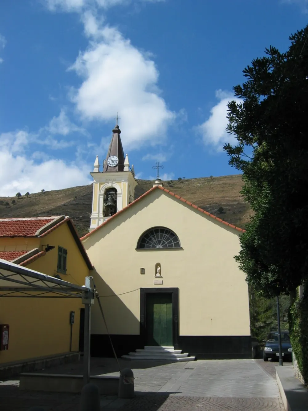 Chiesa dell'Ascensione di Nostro Signore Gesù Cristo e Nostra Signora della Neve (Sessarego, Bogliasco), Bogliasco — exterior