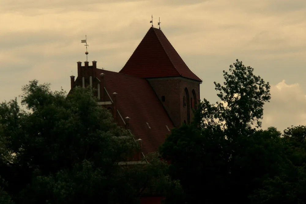 Św. Apostołów Piotra i Pawła, Puck, Puck — exterior