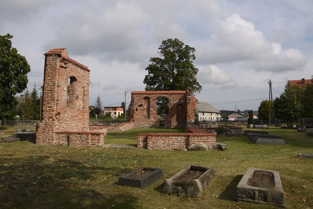 Podwyższenia Krzyża Świętego, Rumia, Rumia — exterior
