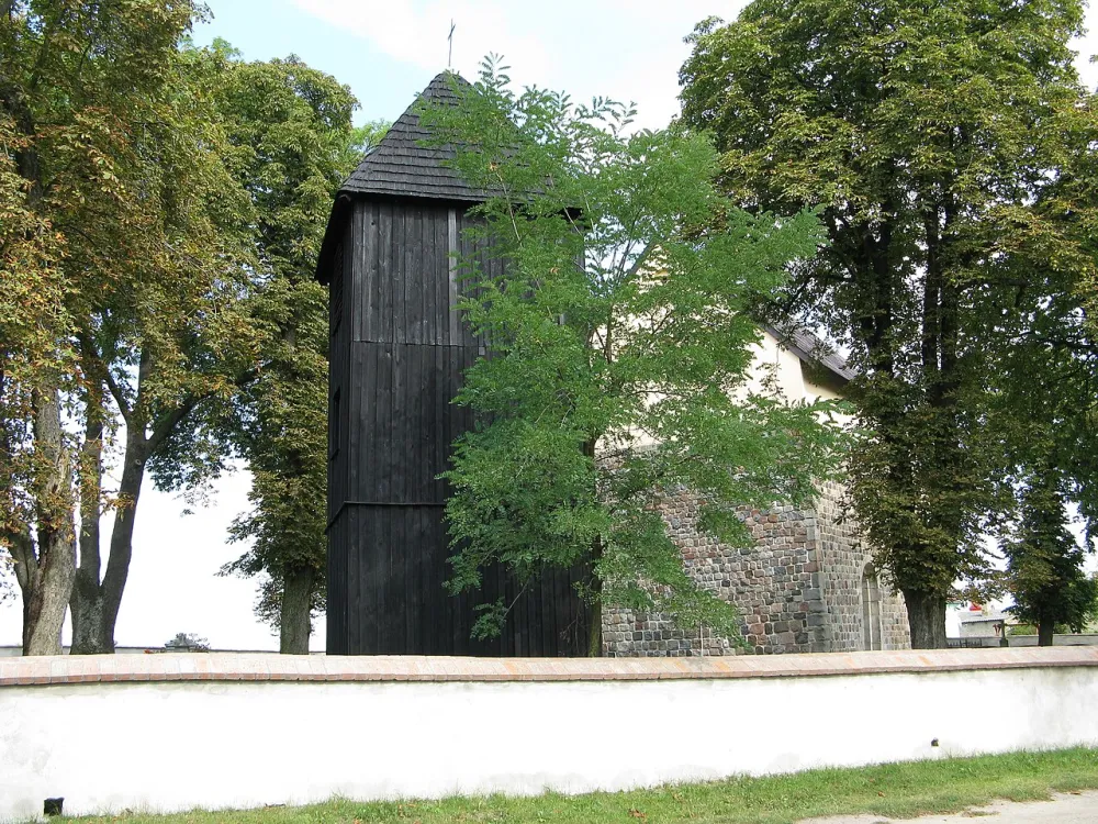 Wniebowzięcia NMP, Giecz, Giecz — exterior