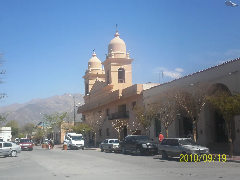 Catedral Nuestra Señora del Rosario, Cafayate — exterior