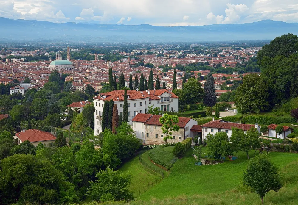 Santuario di Santa Maria di Monte Berico, Vicenza — exterior