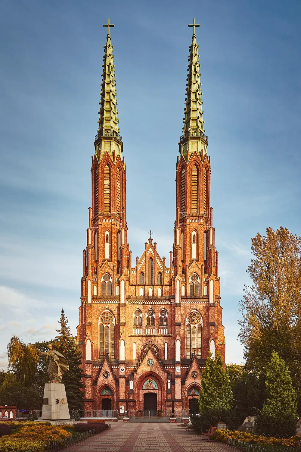 Św. Michała Archanioła i Św. Floriana Męczennika, Warszawa, Warszawa — exterior