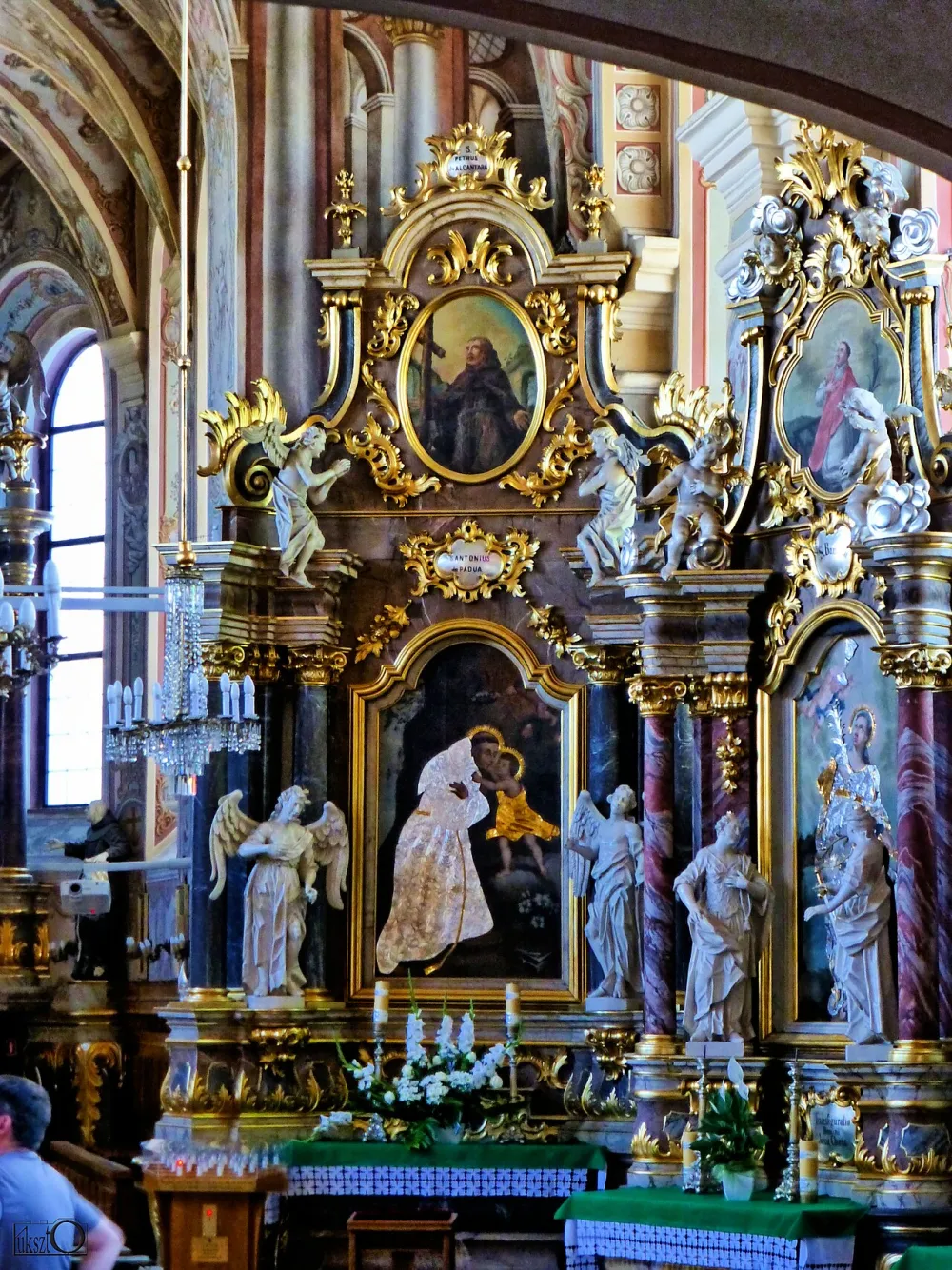 Niepokalanego Poczęcia Najświętszej Maryi Panny, Łęczyca, Łęczyca — exterior