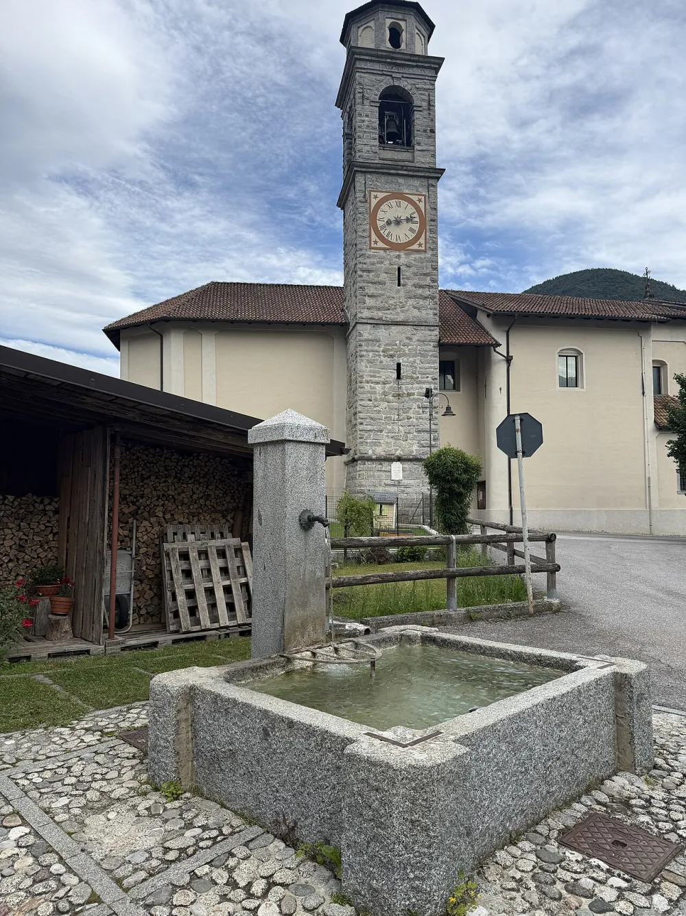 Chiesa di San Brizio (Saone, Tione di Trento), Tione di Trento — exterior
