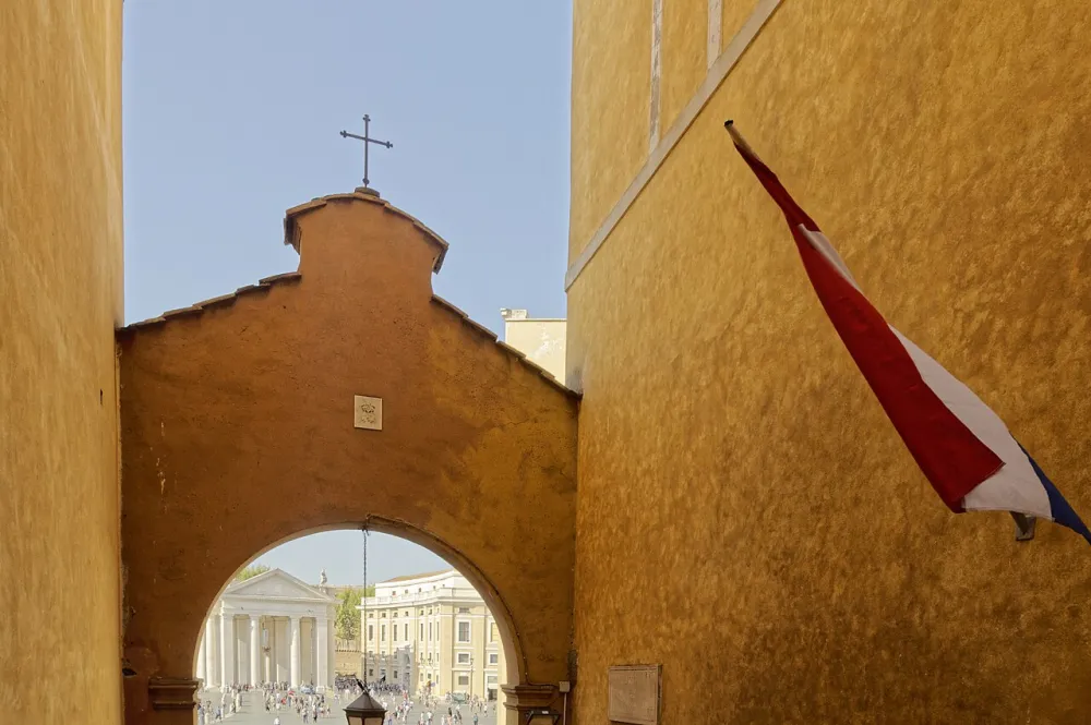 Chiesa dei Santi Michele e Magno (Friezenkerk / Chiesa Nazionale dei Frisoni), Roma — exterior