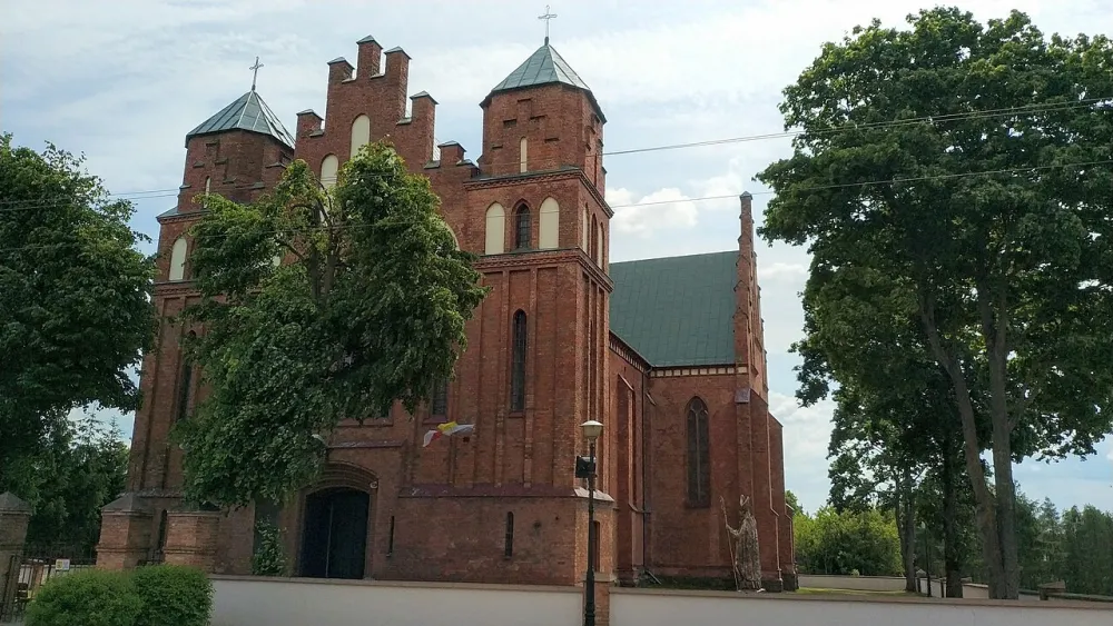 św. Tomasza Apostoła, Dzierżenin, Dzierżenin — exterior