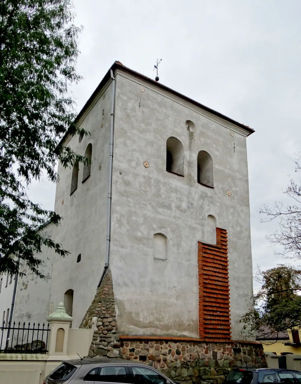 Św. Andrzeja Apostoła, Łęczyca, Łęczyca — exterior
