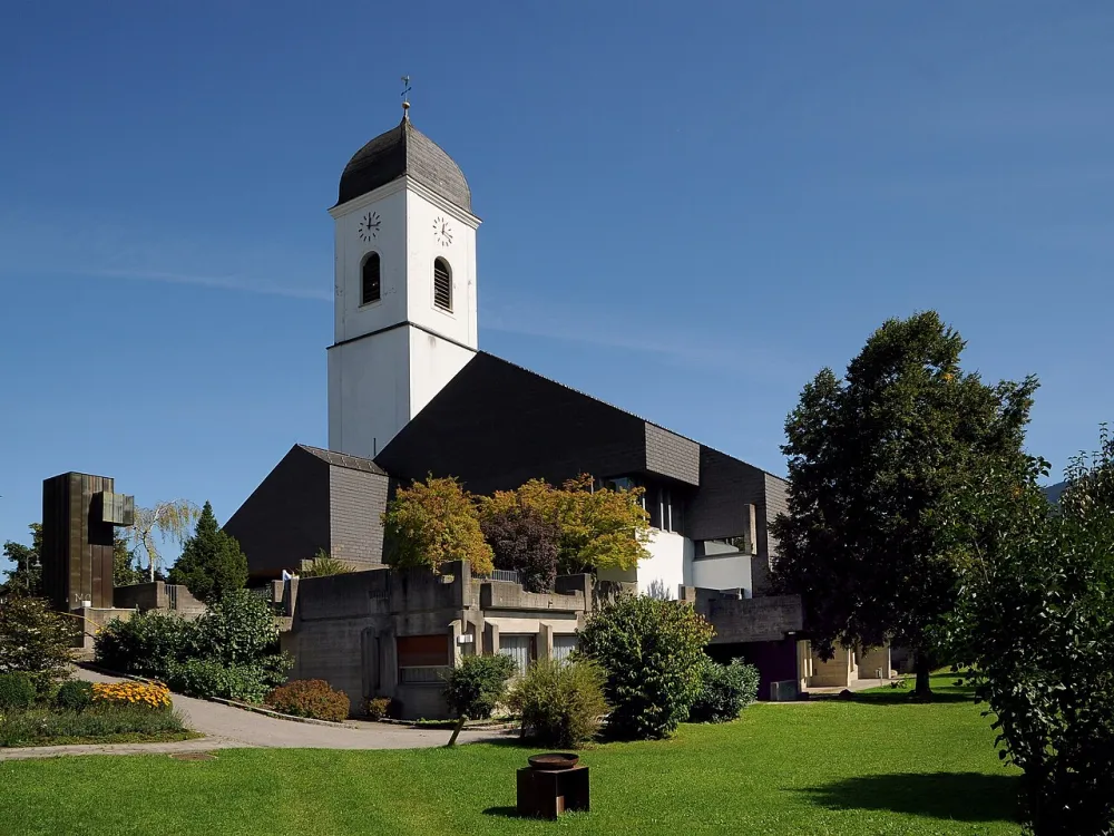 Saint Luzius, Gofis — exterior