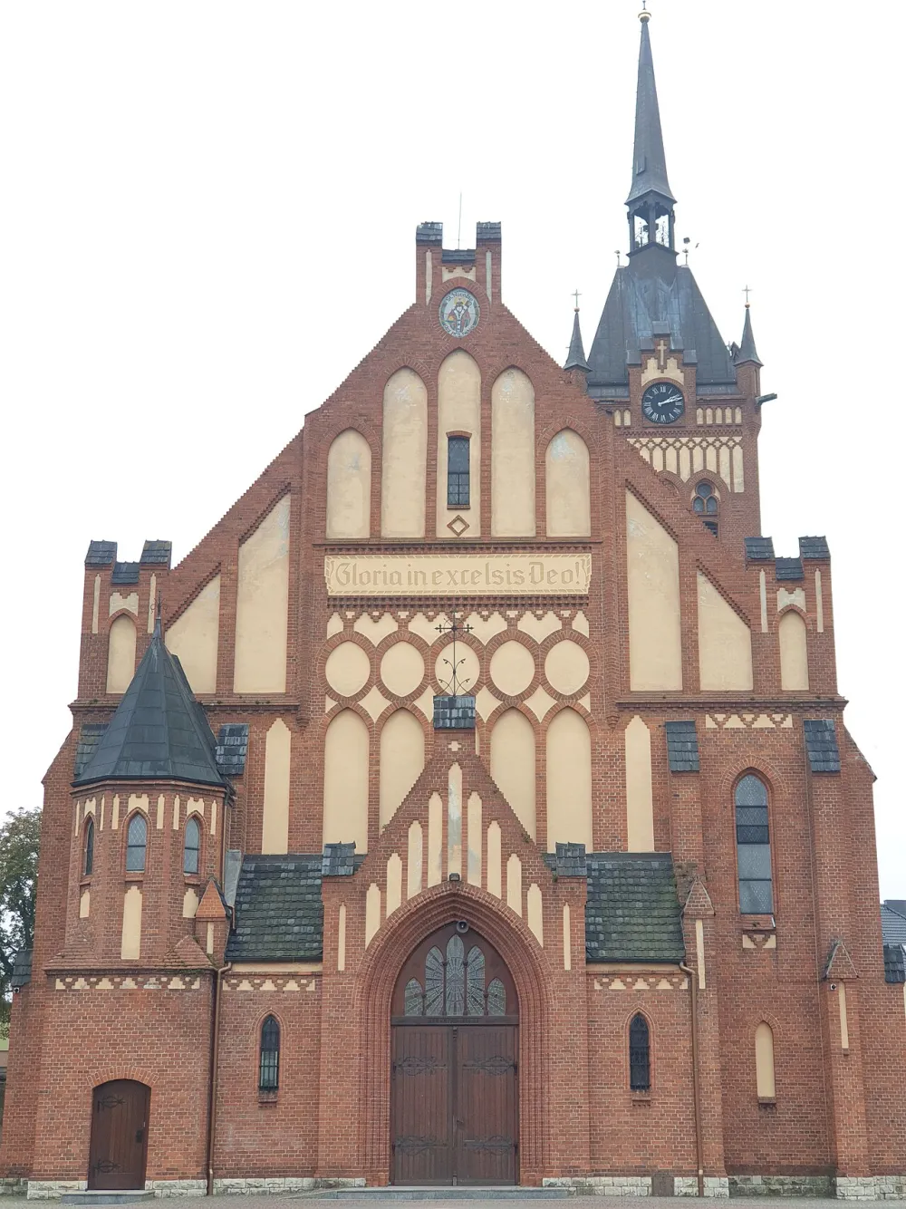 Św. Mikołaja, Kędzierzyn-Koźle, Kędzierzyn-Koźle — exterior