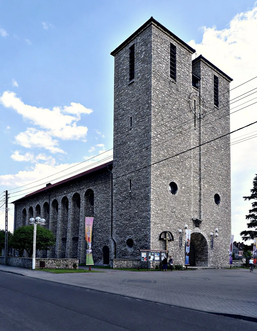 Św. Antoniego Padewskiego, Zdzieszowice, Zdzieszowice — exterior