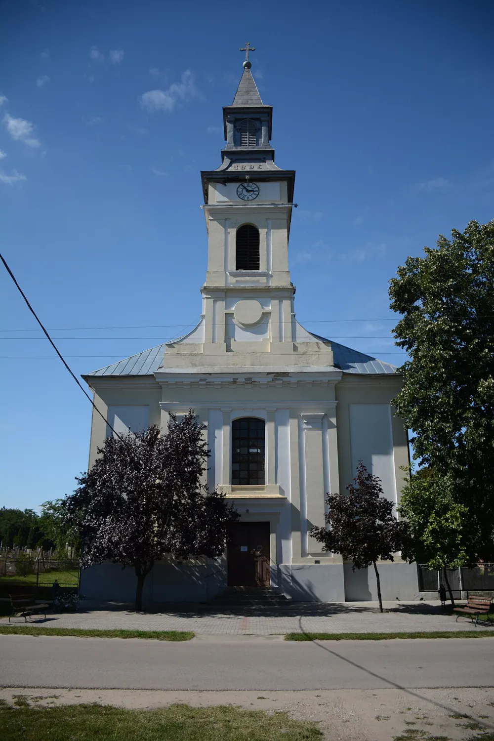Szent Kereszt felmagasztalása-templom, Németkér — exterior