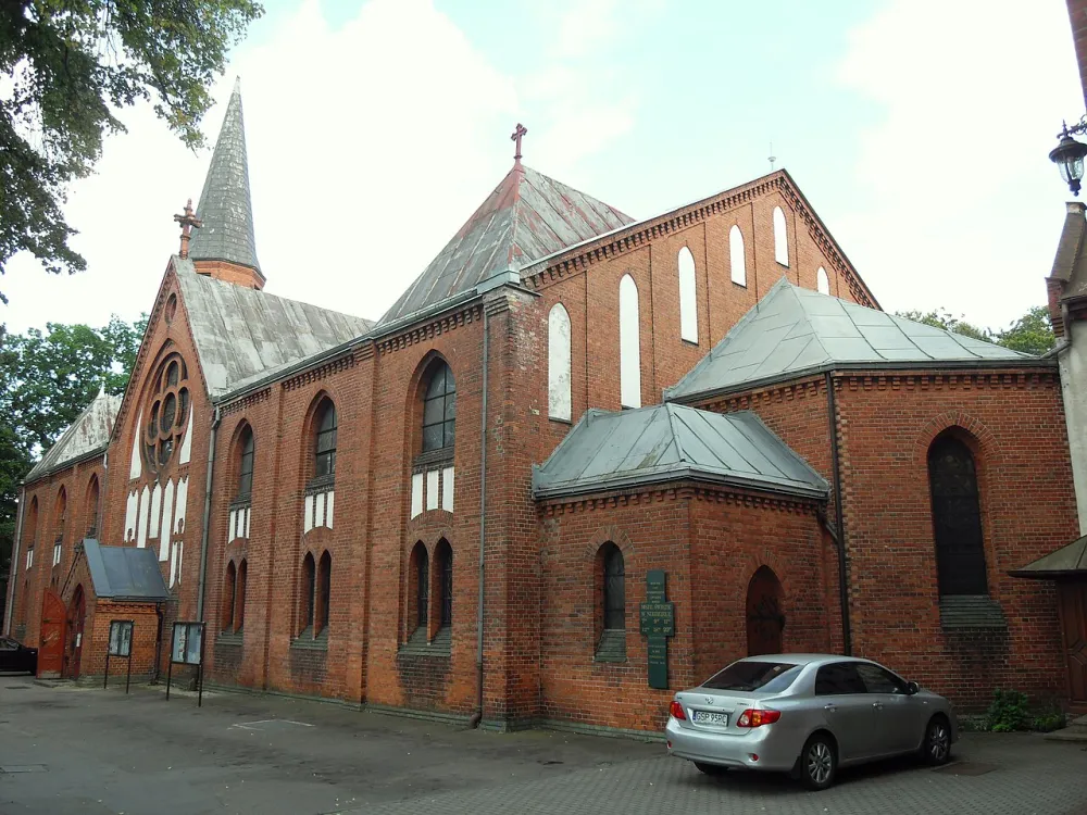 Najświętszej Maryi Panny Wniebowziętej, Sopot, Sopot — exterior