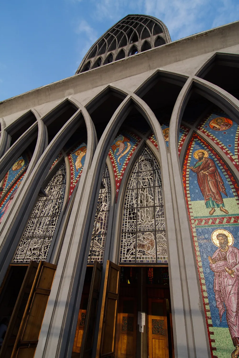 Catedral San Mateo Apóstol, Osorno — exterior
